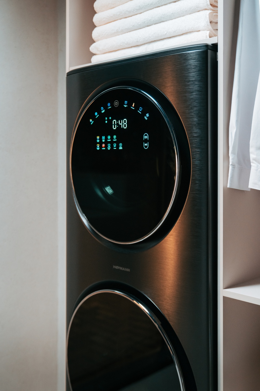 Стиральная машина Hofmann WM1514D7DI/HF черный